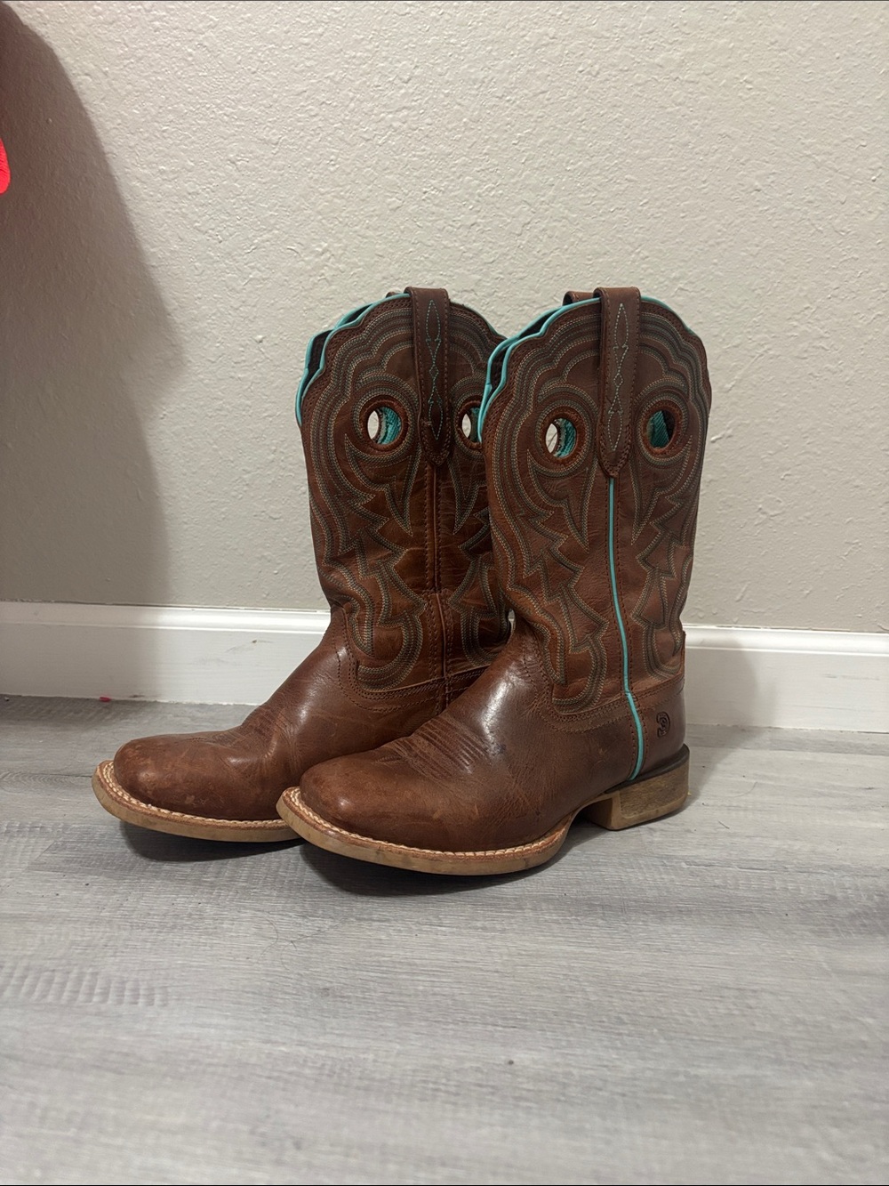 Brown Leather Women's Western Heeled Boots with Turquoise Accent